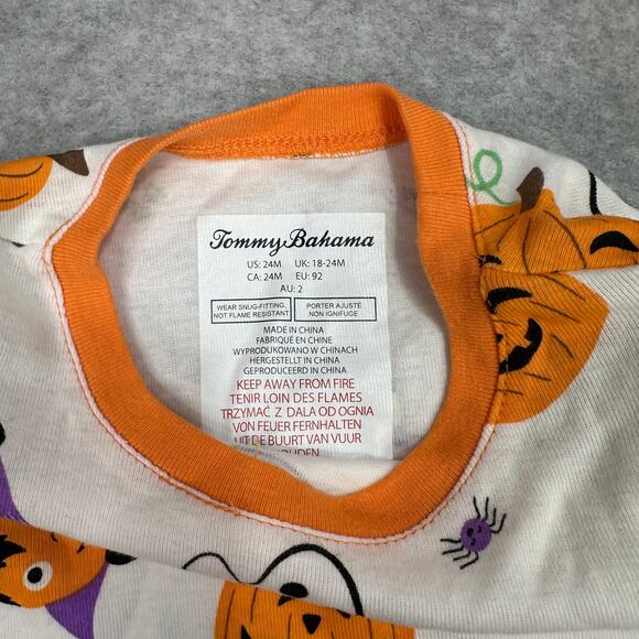 Tommy Bahama 2-Piece Halloween Pajama Set Kids 24M White Ghost Pumpkin Print 2T - Picture 2 of 7